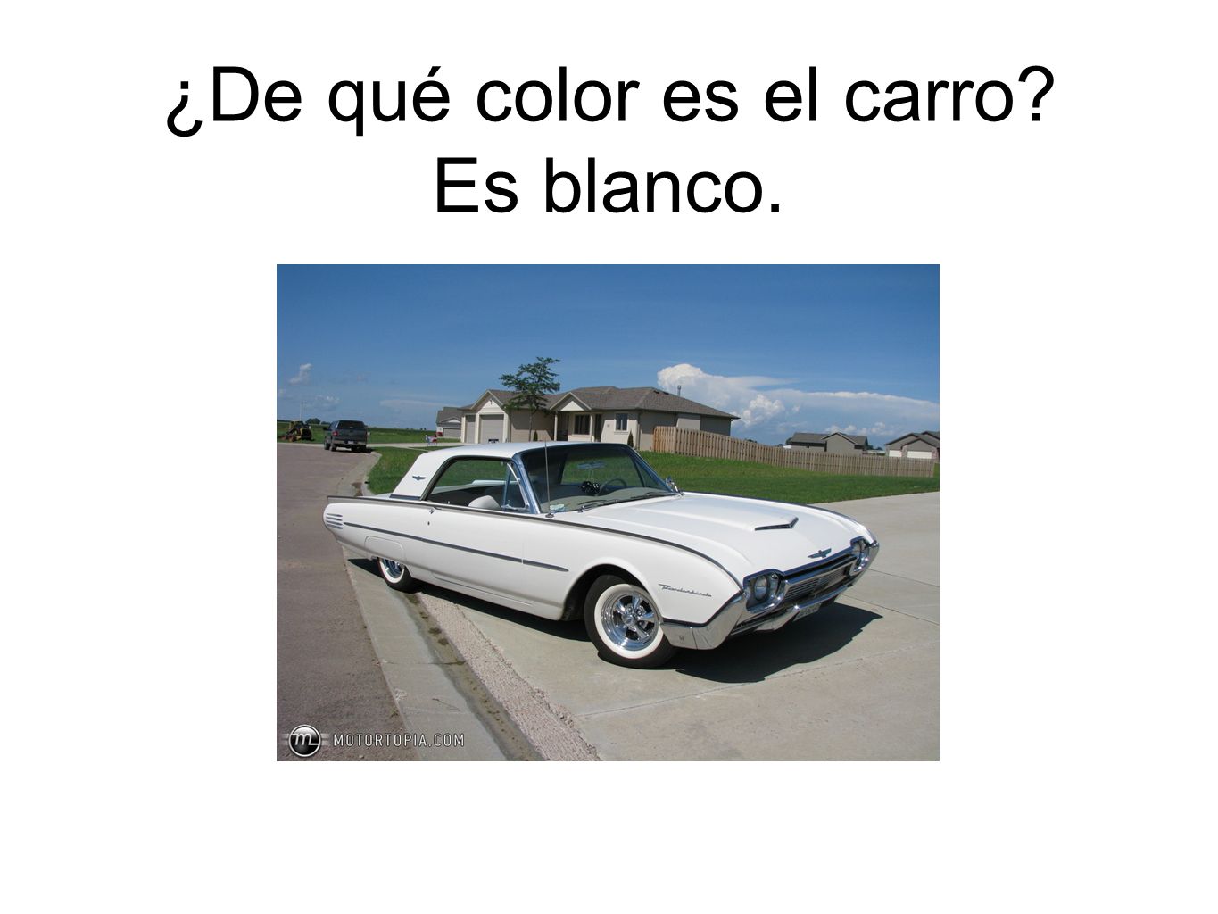 ¿De qué color es el carro Es blanco.