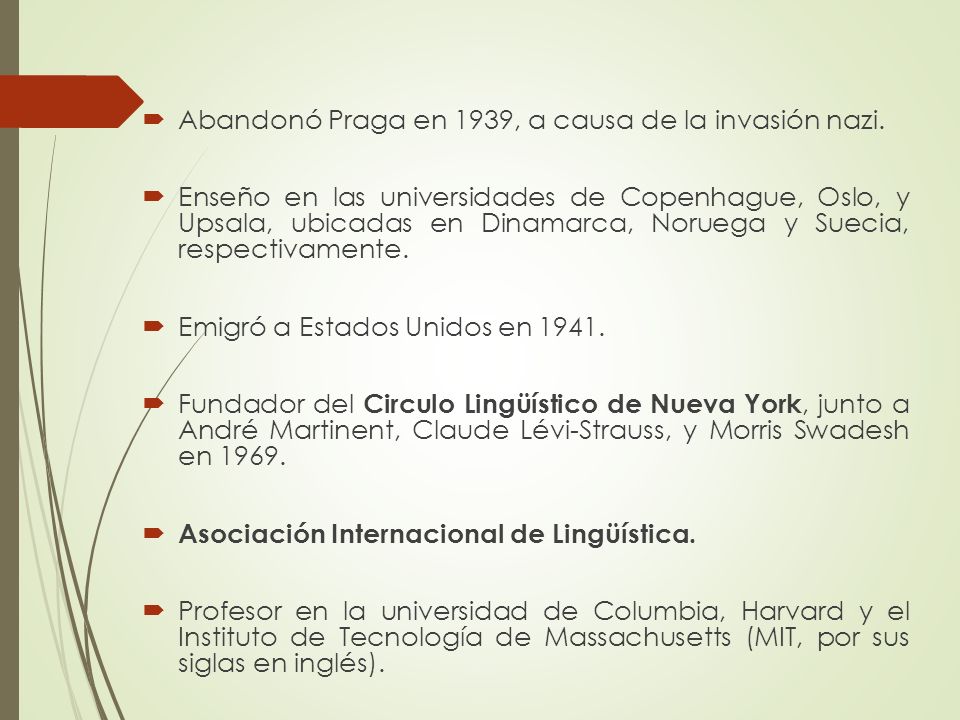 Abandonó Praga en 1939, a causa de la invasión nazi.