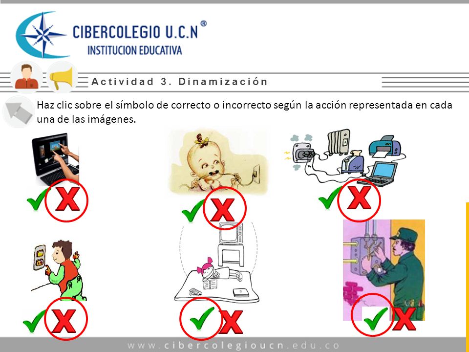 - Niño tocando con fuerza la pantalla del computador.