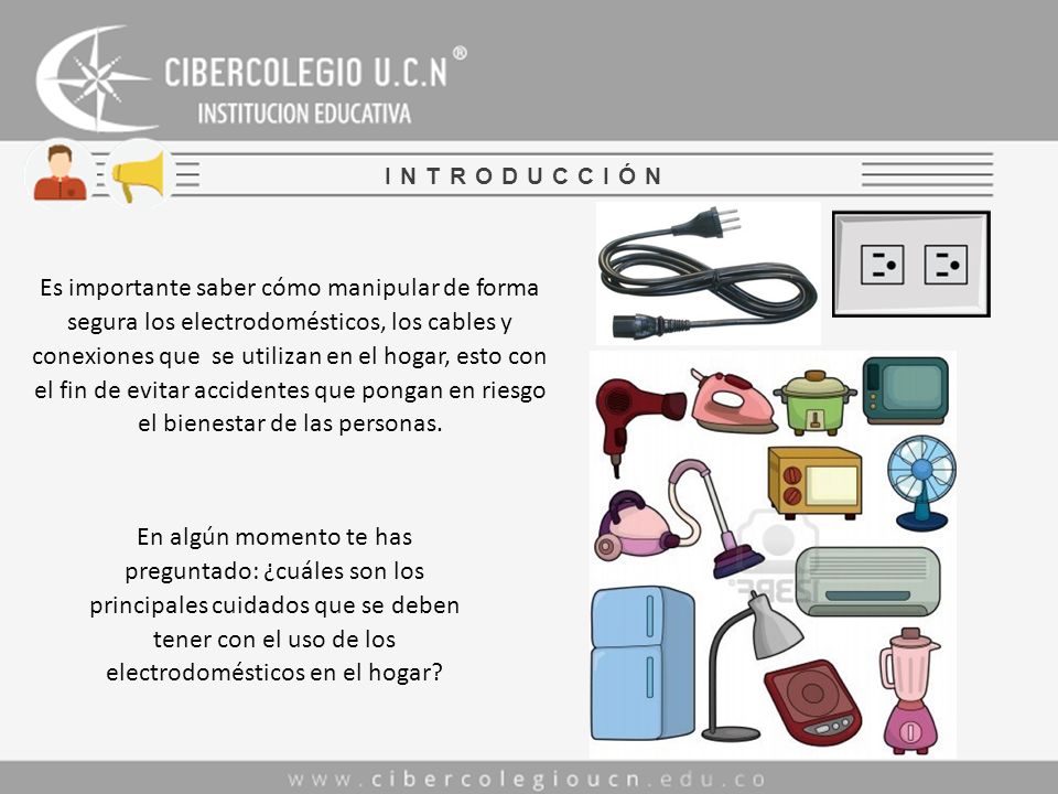 Un cable de energía y toma corriente en la parte superior.