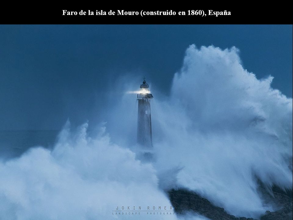 Faro de la isla de Mouro (construido en 1860), España