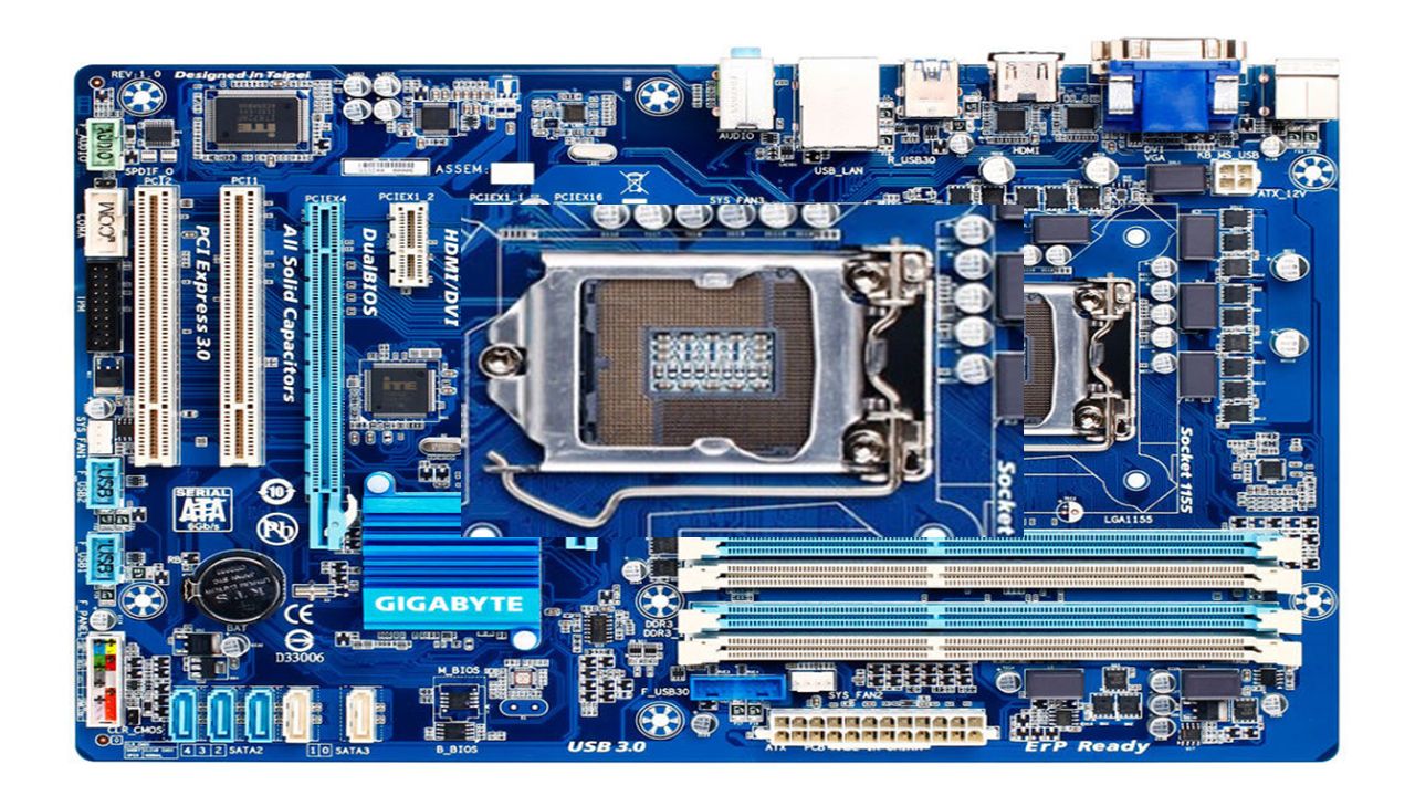I.I.I. CPU También llamada microproceador o unidad central de procesamiento.