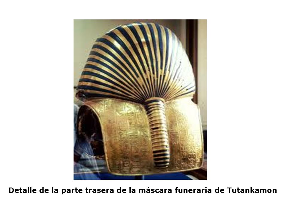 Detalle de la parte trasera de la máscara funeraria de Tutankamon